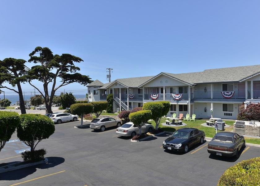 California Cayucos Exterior Detail