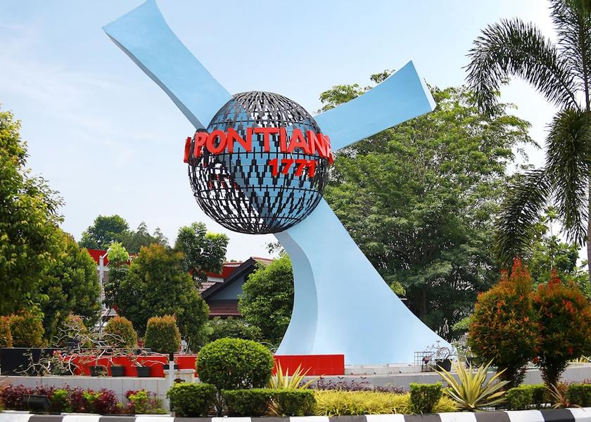  Pontianak Exterior Detail