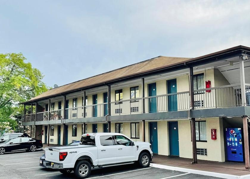 Connecticut Norwalk Facade