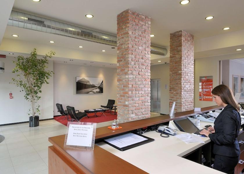 Lombardy Sesto San Giovanni Lobby