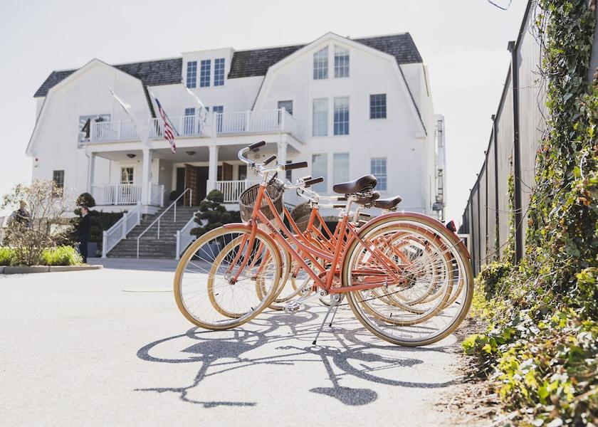 Rhode Island Newport Bicycling