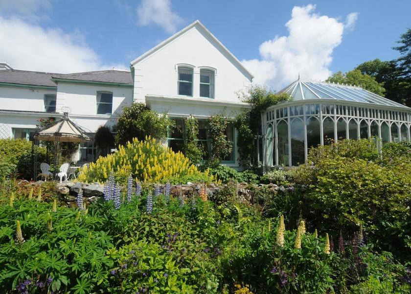 Galway (county) Cashel Facade