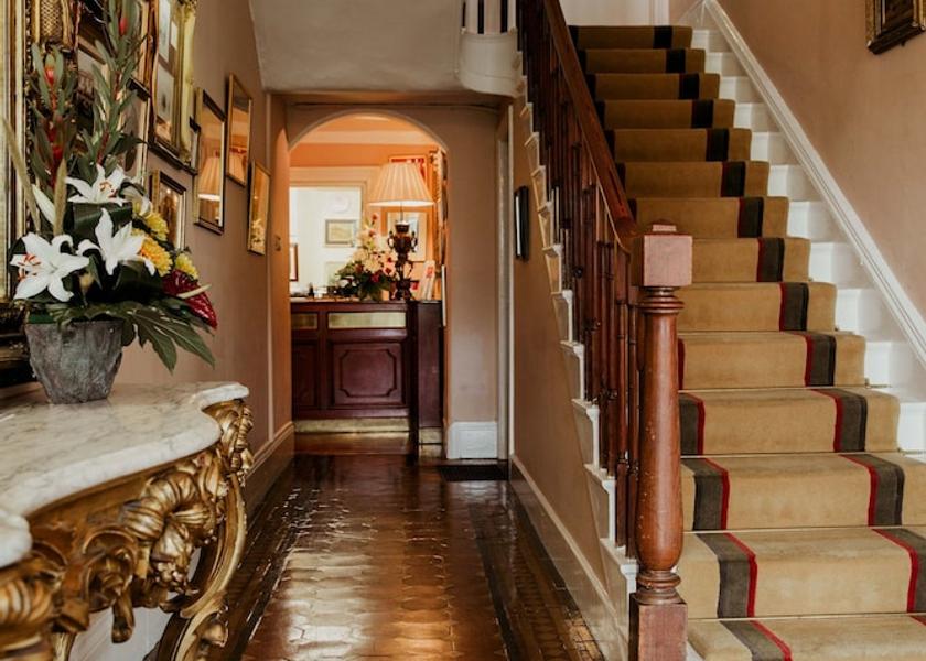 Galway (county) Cashel Reception