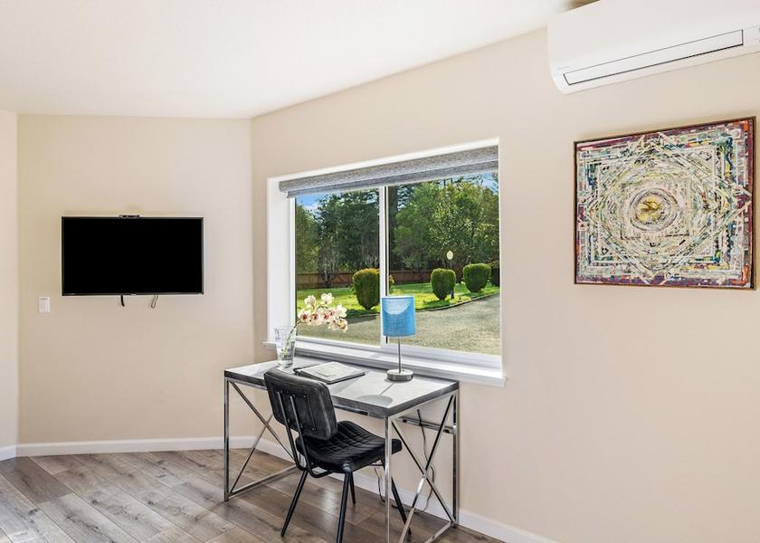 California Guerneville Room