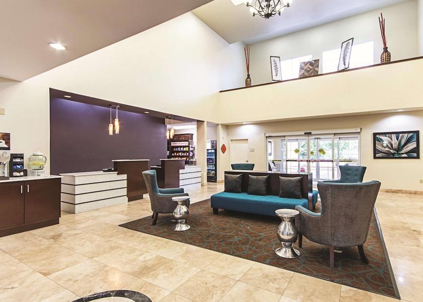Texas New Caney Lobby