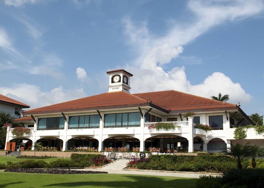  Singapore Exterior Detail