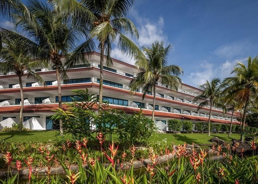  Singapore Exterior