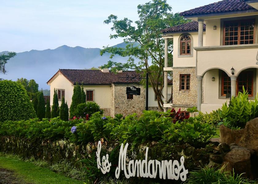 Cocle El Valle de Anton Facade