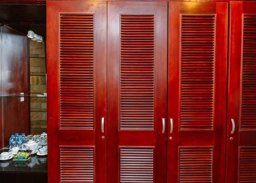 Kien Giang Can Tho Wardrobe