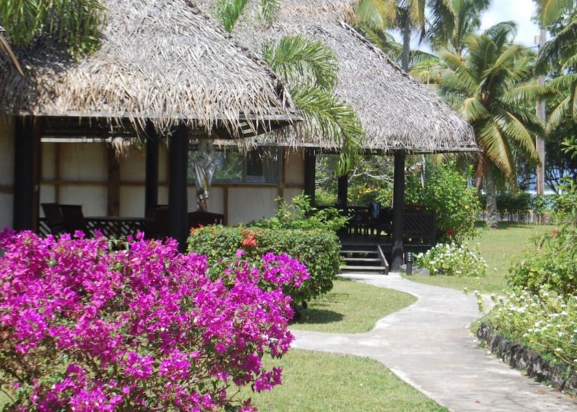  Rarotonga Exterior Detail