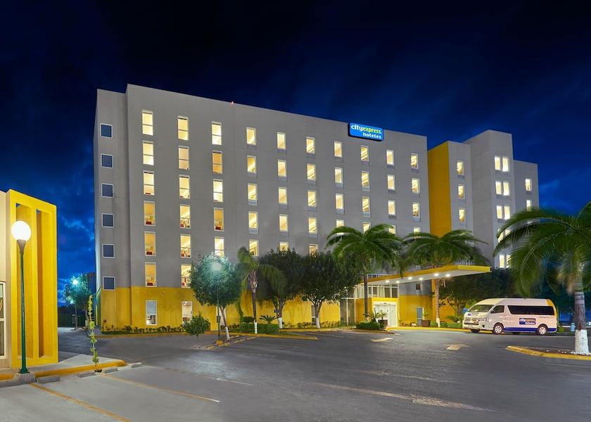 Nuevo León Apodaca Exterior