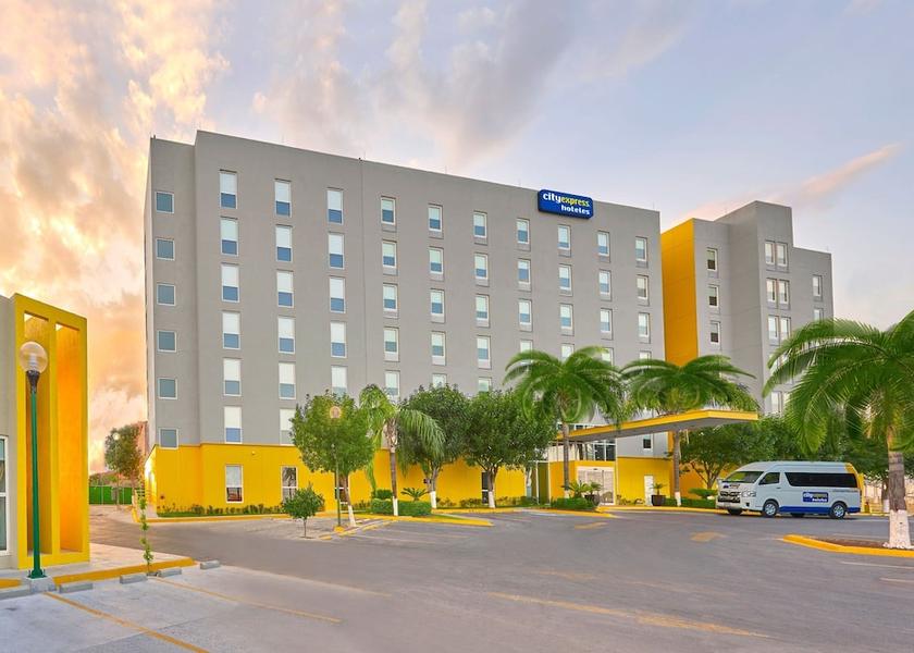 Nuevo León Apodaca Exterior
