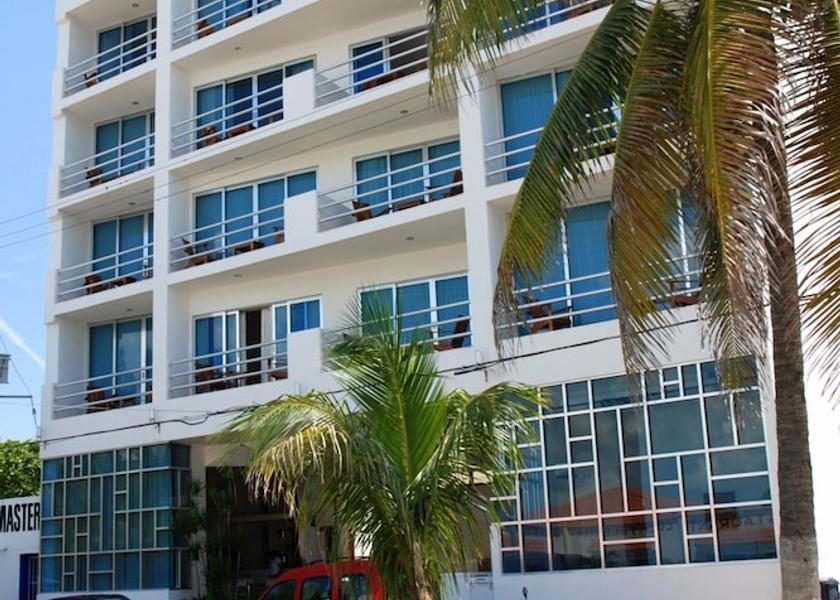 Quintana Roo Isla Mujeres Property entrance