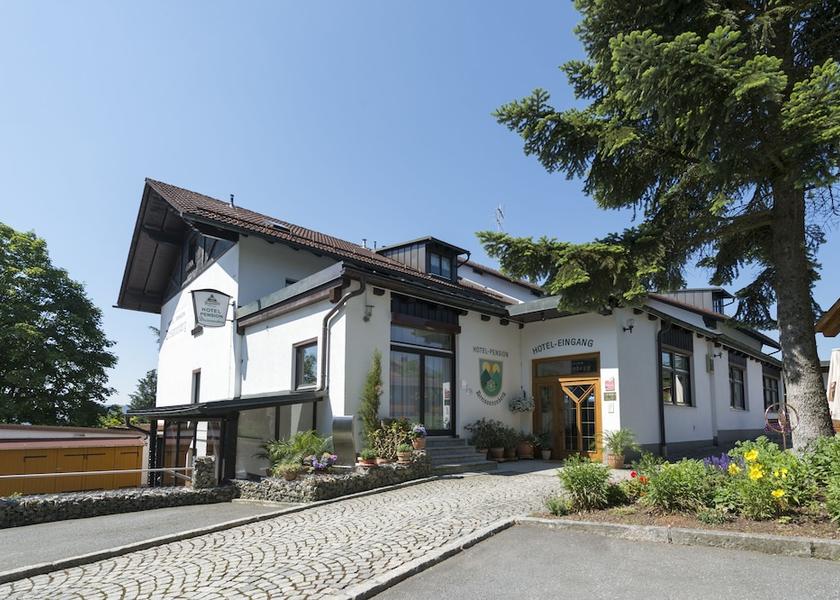 Bavaria Neuschoenau Front of property