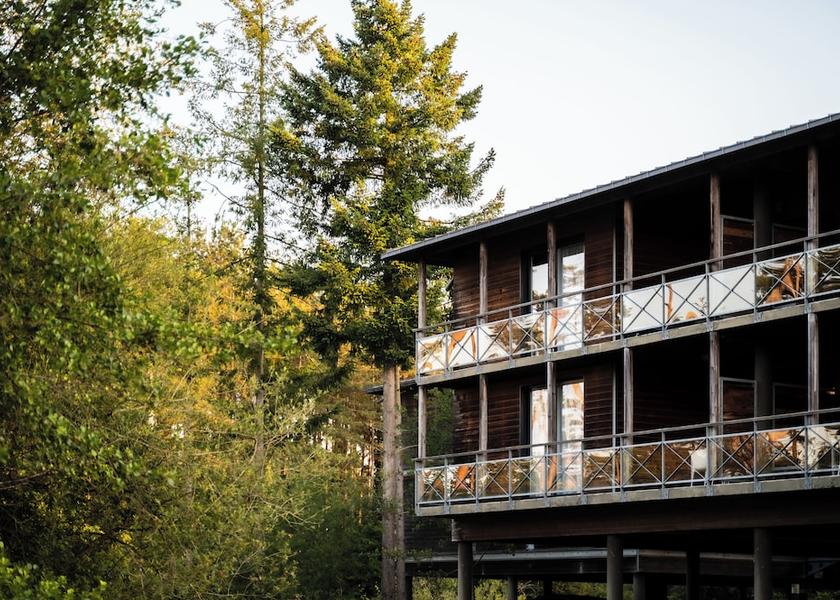 Brittany Bruz Front of property