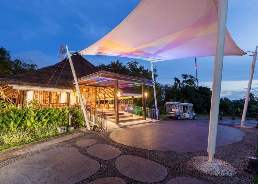 Phuket Rawai Exterior Detail