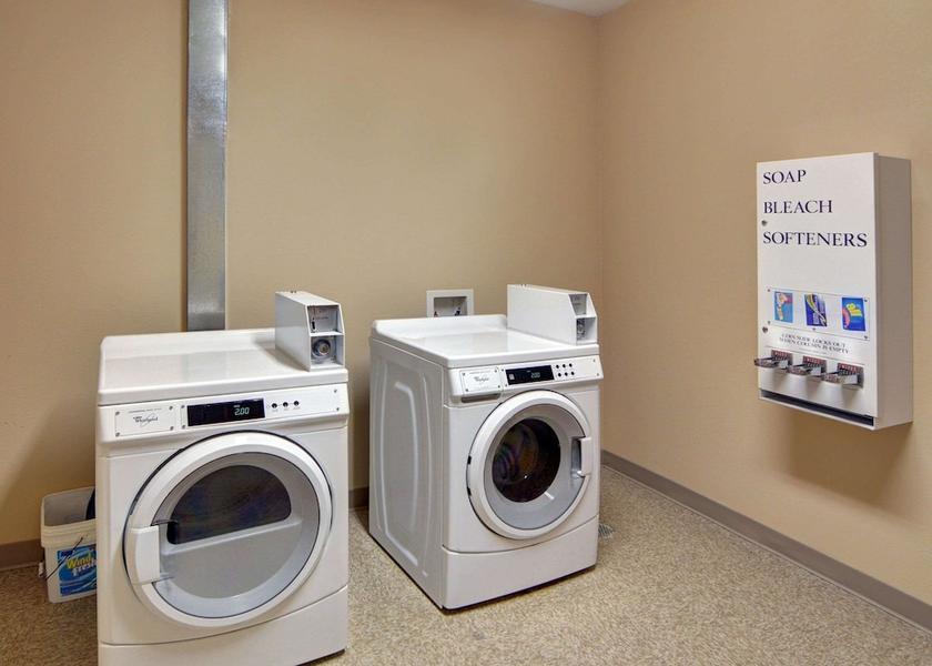 Texas Mabank Laundry room