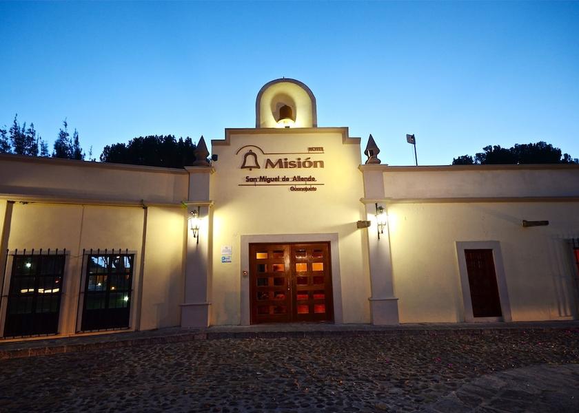 Guanajuato San Miguel de Allende Front of property - evening/night