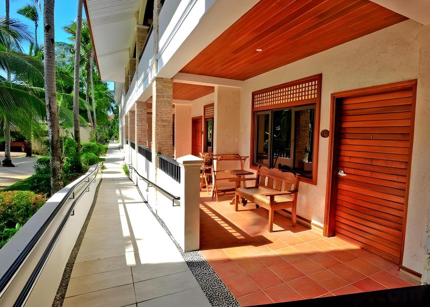 Central Visayas Lapu-Lapu Hotel Exterior