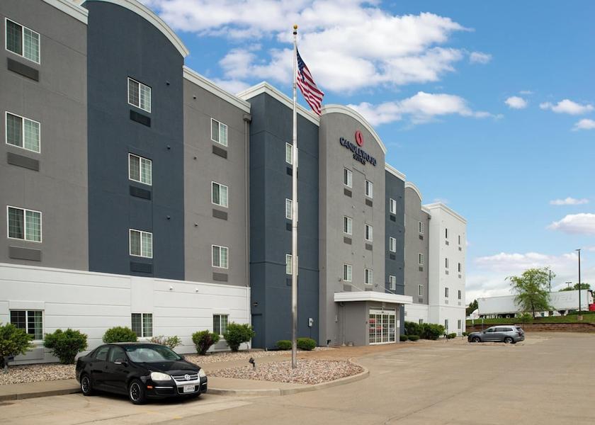 Missouri Kansas City Exterior Detail