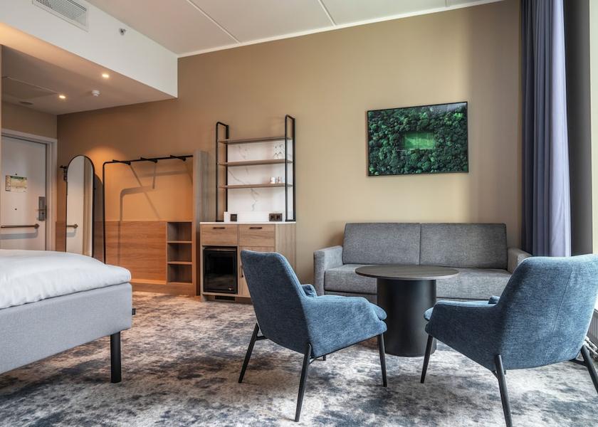  Oslo Room