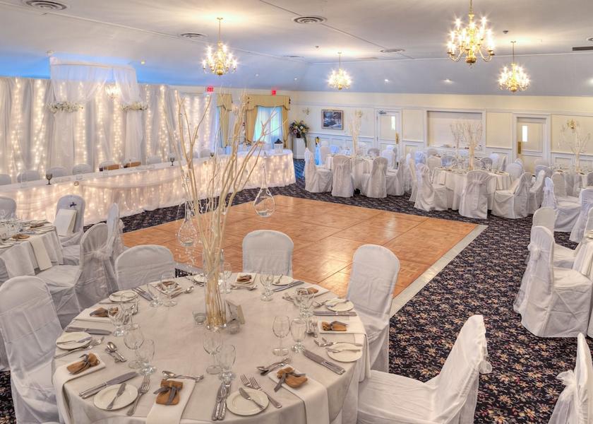 Ontario Picton Indoor Wedding