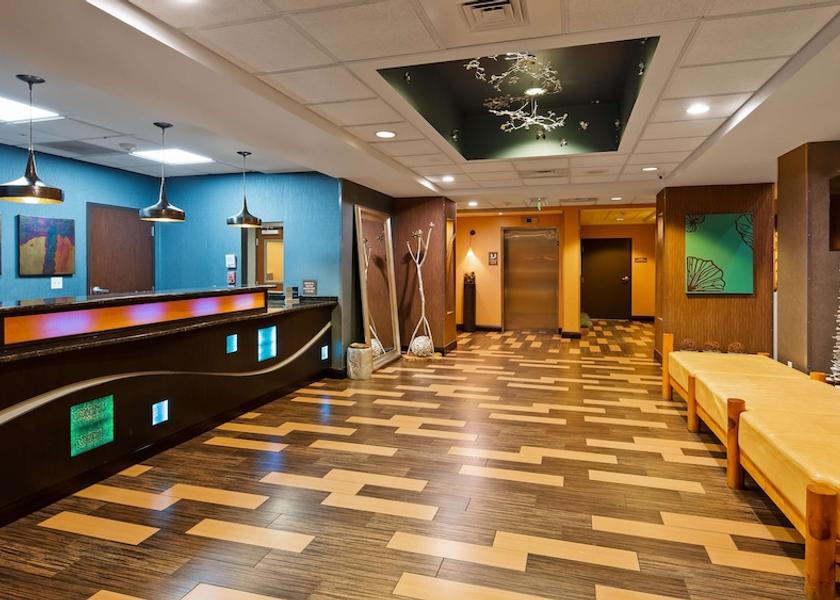 Florida Leesburg Lobby