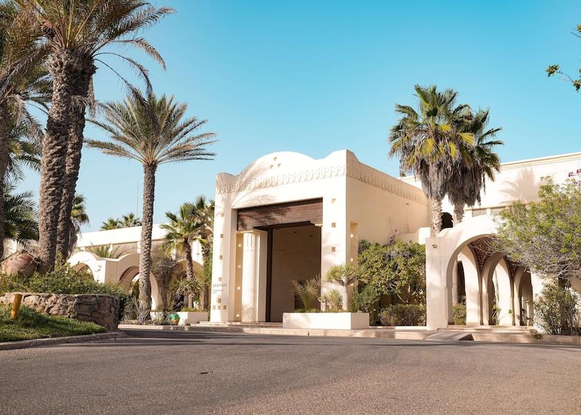  Midoun Exterior Detail