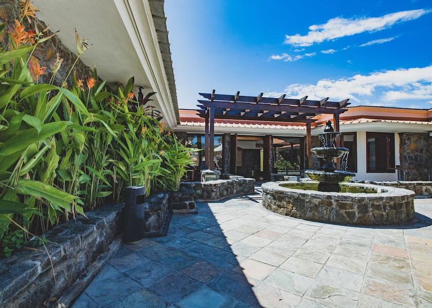 MU Flic-en-Flac Property Grounds