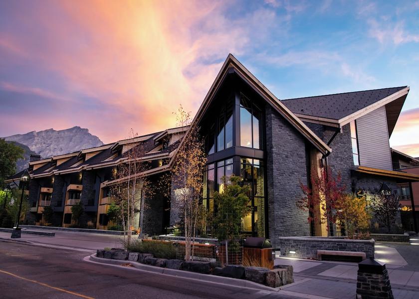 Alberta Banff Property entrance