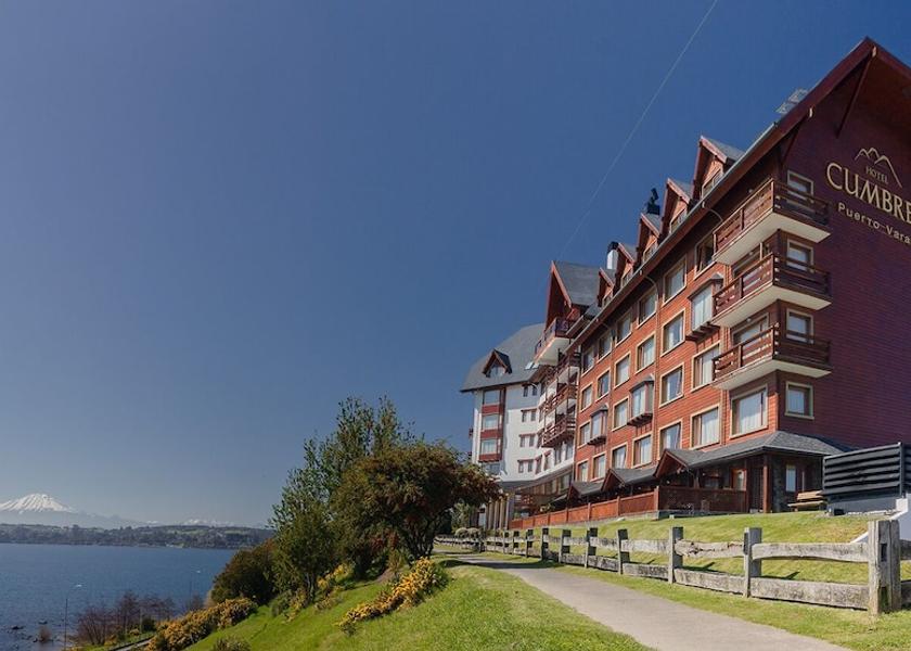 Los Lagos (region) Puerto Varas Facade