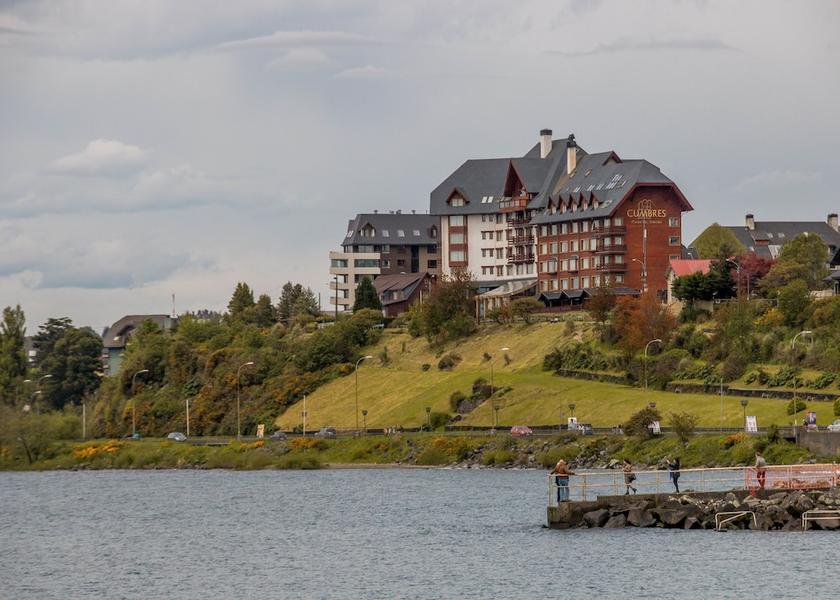Los Lagos (region) Puerto Varas Facade
