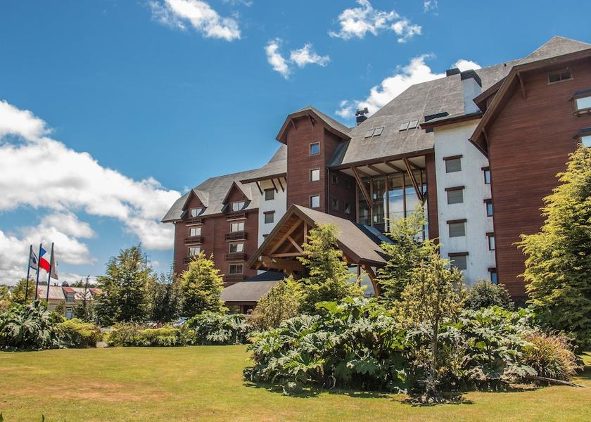 Los Lagos (region) Puerto Varas Facade