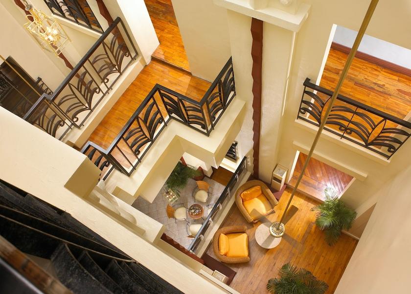  Manila Interior