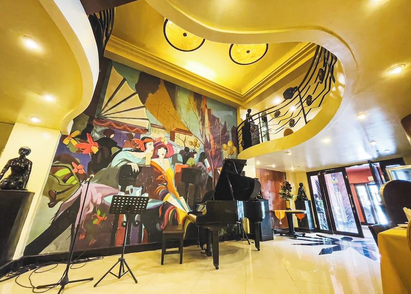  Manila Restaurant
