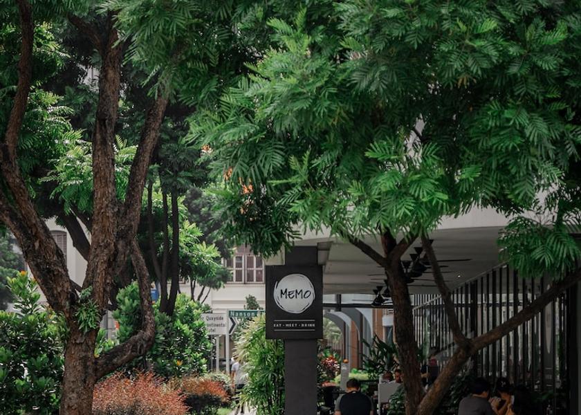  Singapore Dining
