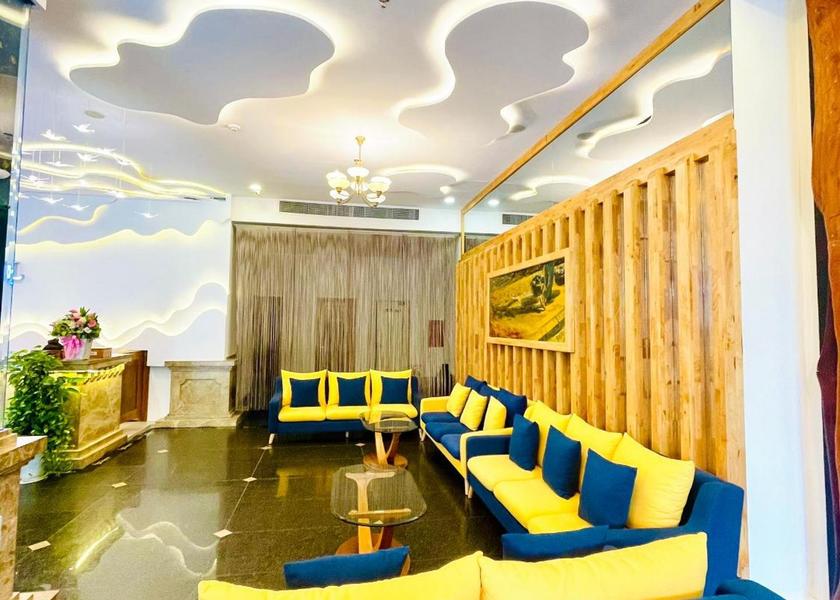 Thua Thien-Hue Hue lobby