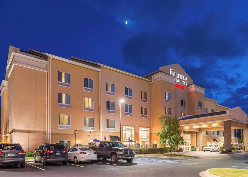 Alabama Pelham Exterior Detail