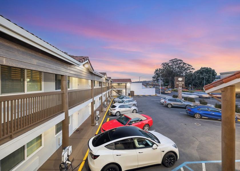 California San Bruno Exterior