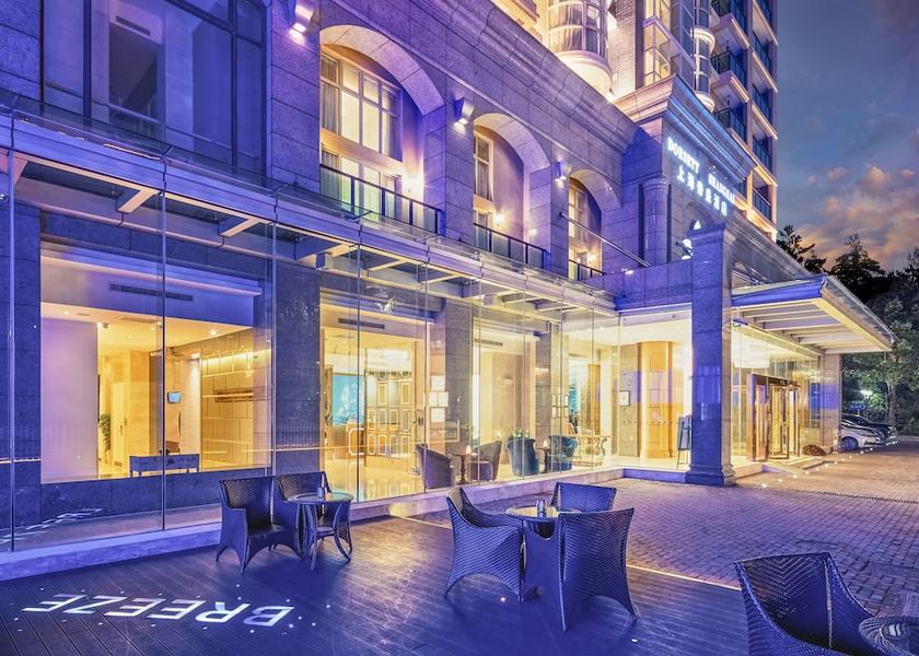  Shanghai Front of property - evening/night