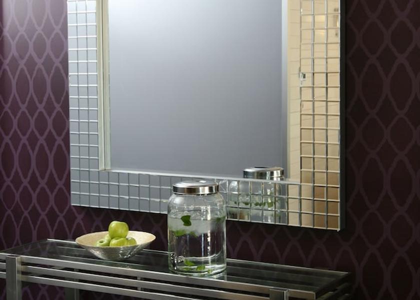 Ontario London Interior Entrance