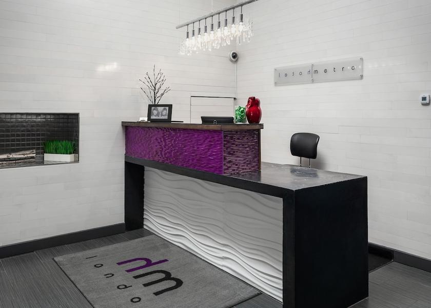 Ontario London Reception