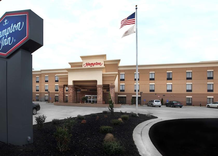 Mississippi New Albany Exterior Detail