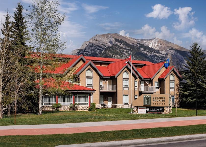 Alberta Canmore Room