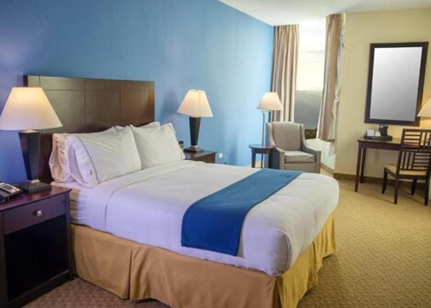 Cortes San Pedro Sula Room