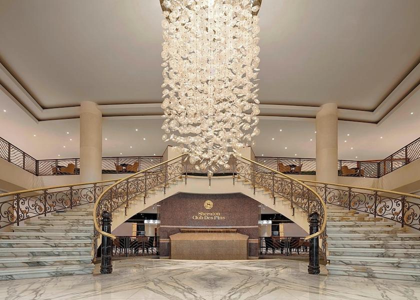  Algiers Lobby