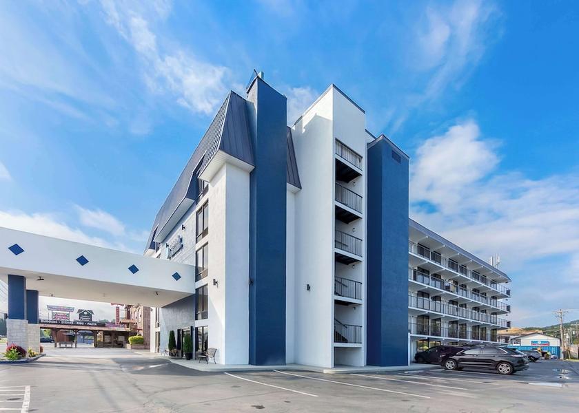 Tennessee Pigeon Forge Exterior Detail