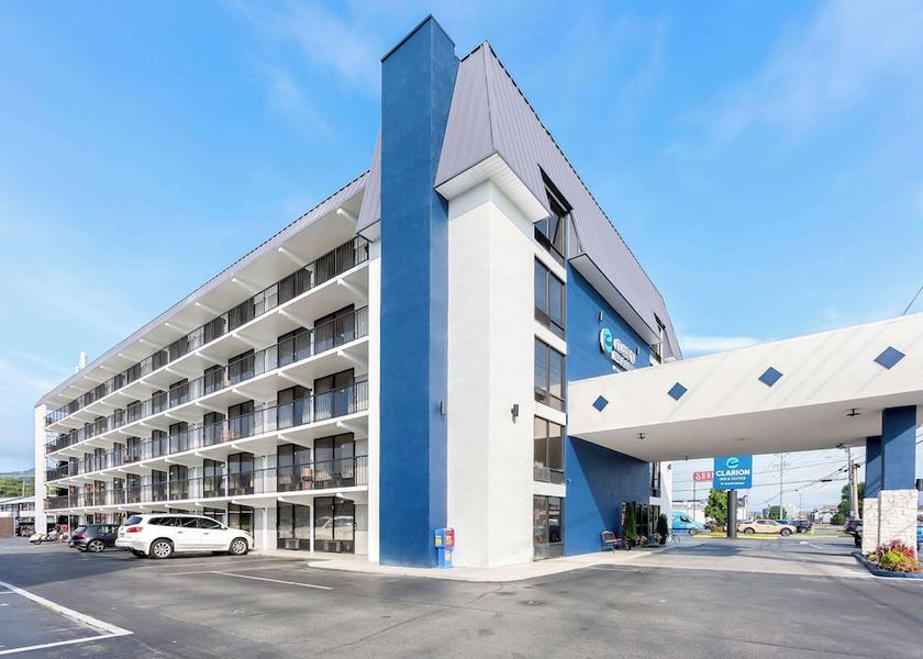 Tennessee Pigeon Forge Exterior Detail