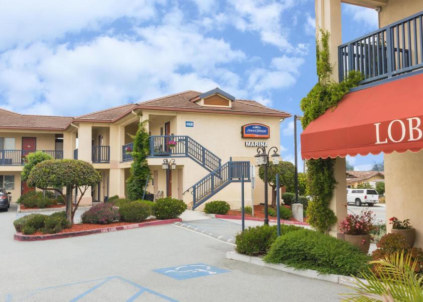 California Marina Hotel Exterior