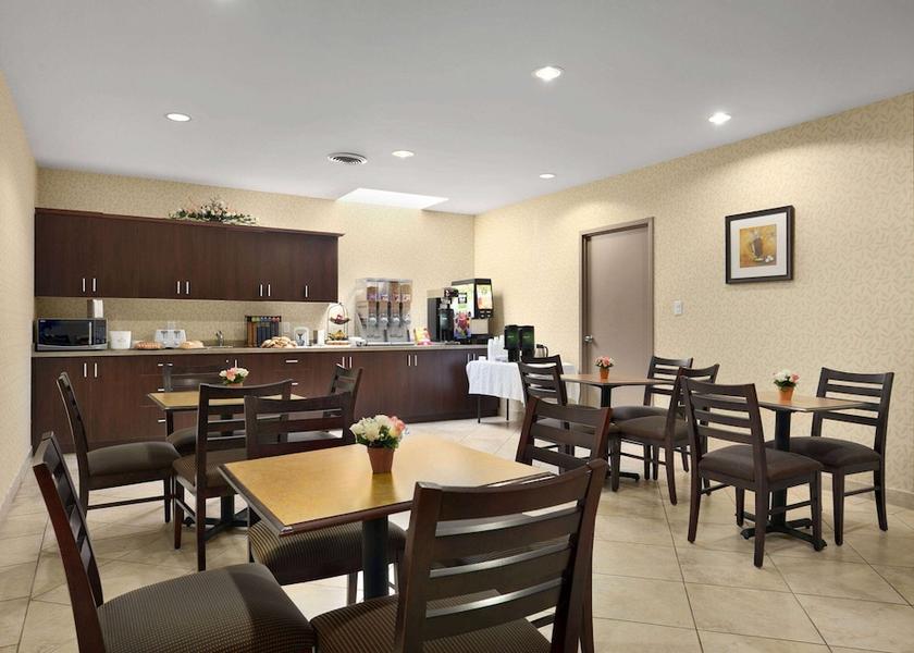 Ontario Brampton Dining Area